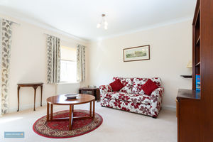 Sitting room- click for photo gallery